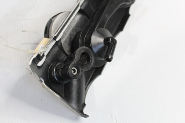 Porsche 957 Cayenne Turbo LH Engine Oil Separator Cover 94810723652