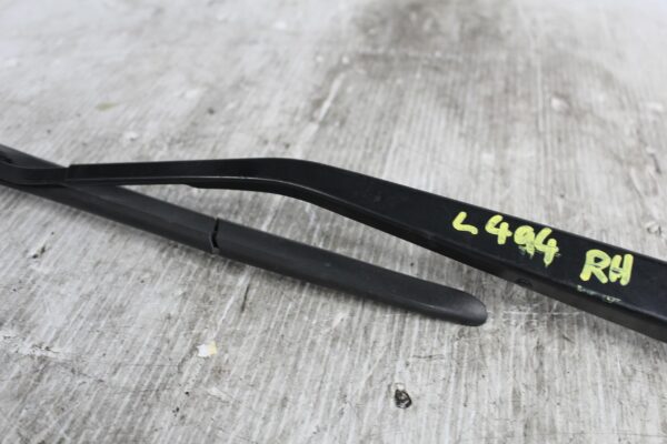 Land Rover Range Rover L494 Sport Right Window Wiper Arm LR033024, LR076834
