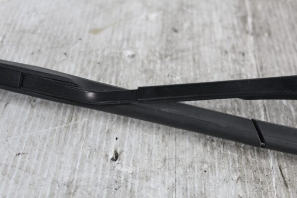Land Rover Range Rover L494 Sport Right Window Wiper Arm LR033024, LR076834