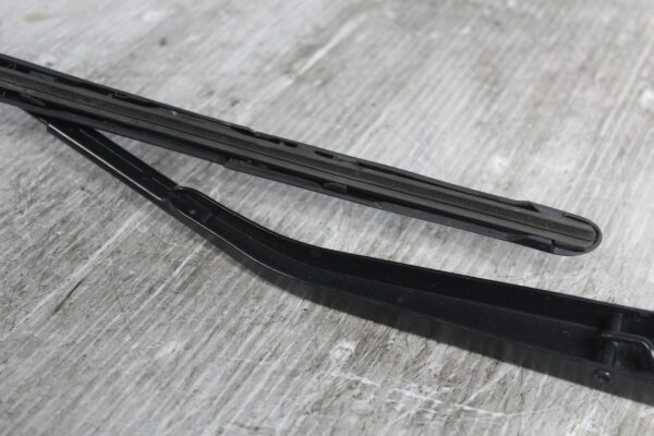 Land Rover Range Rover L494 Sport Right Window Wiper Arm LR033024, LR076834