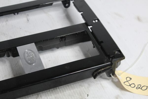 Land Rover L462 Discovery 5 Centre Console Panel Trim LR082571, HY32044E04CB