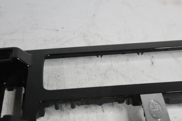 Land Rover L462 Discovery 5 Centre Console Panel Trim LR082571, HY32044E04CB