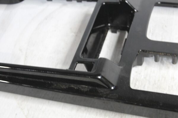 Land Rover L462 Discovery 5 Centre Console Panel Trim LR082571, HY32044E04CB