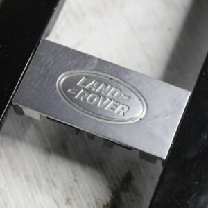 Land Rover L462 Discovery 5 Centre Console Panel Trim LR082571, HY32044E04CB - Image 10