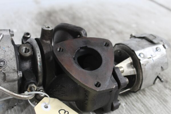 Range Rover Sport L494 RH Secondary Turbo Turbocharger LR062000, LR116631
