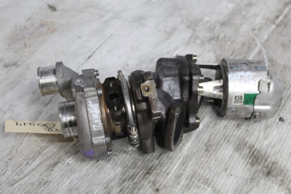 Range Rover Sport L494 RH Secondary Turbo Turbocharger LR062000, LR116631