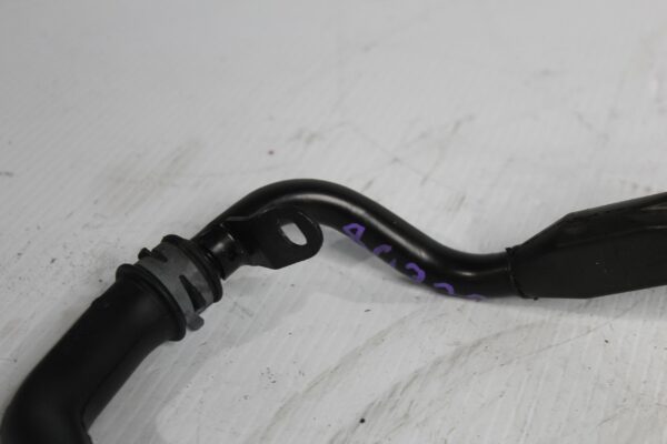 Range Rover Sport L494 3.0L SDV6 Crankcase Vent Tube LR062010, FPLA6C661AA