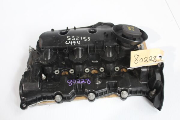 Range Rover Sport L494 SDV6 Left Inlet Manifold Cylinder Head Cover LR074623