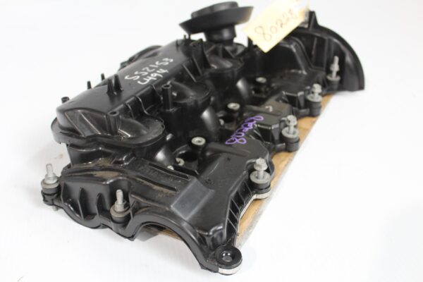 Range Rover Sport L494 SDV6 Left Inlet Manifold Cylinder Head Cover LR074623