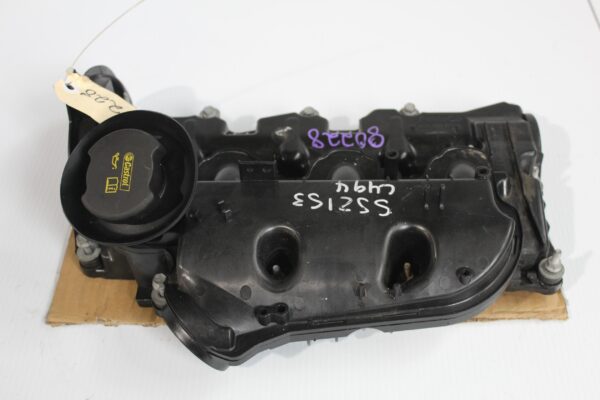 Range Rover Sport L494 SDV6 Left Inlet Manifold Cylinder Head Cover LR074623