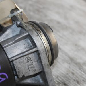 Range Rover Sport L494 Engine Coolant Water Pump LR089625, FW938501AD - Image 2