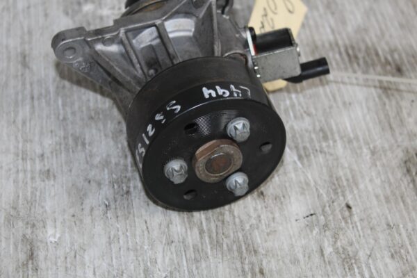 Range Rover Sport L494 Engine Coolant Water Pump LR089625, FW938501AD