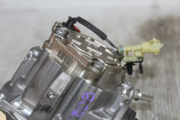 Range Rover Sport L494 3.0L HPFP High Pressure Fuel Pump LR079958, FW939B395AB