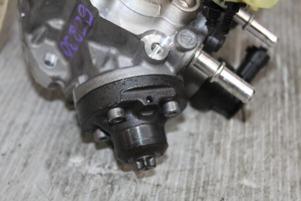 Range Rover Sport L494 3.0L HPFP High Pressure Fuel Pump LR079958, FW939B395AB