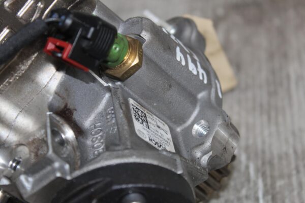 Range Rover Sport L494 3.0L HPFP High Pressure Fuel Pump LR079958, FW939B395AB