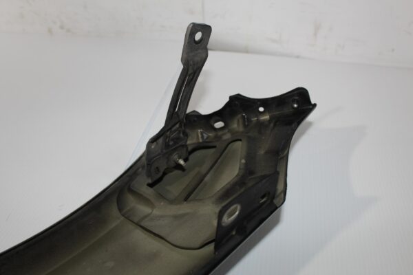 Range Rover Sport L494 Front Right Fender Wing Guard LR061823, DK6216015