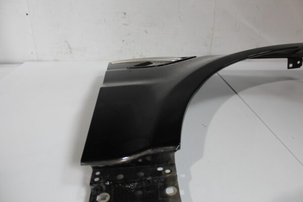 Range Rover Sport L494 Front Right Fender Wing Guard LR061823, DK6216015
