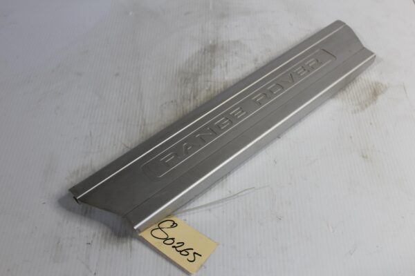 Range Rover L494 Sport Front Right Door Scuff Plate Trim LR035836, CPLA13200AD