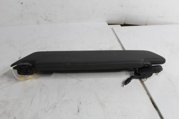 Audi 8V A3 S3 / FY Q5 Driver Right Side Sun Visor 8V5857552AE