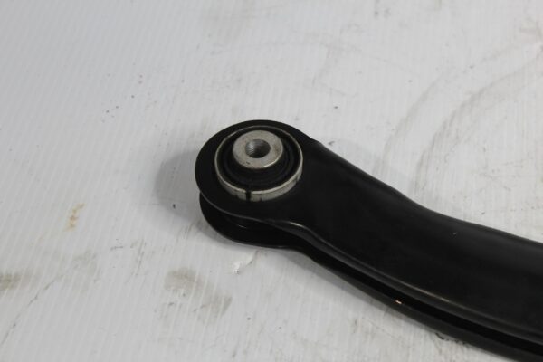 Audi FY Q5 Front Right Upper Wishbone Control Arm 80A505371A, 80A501530A