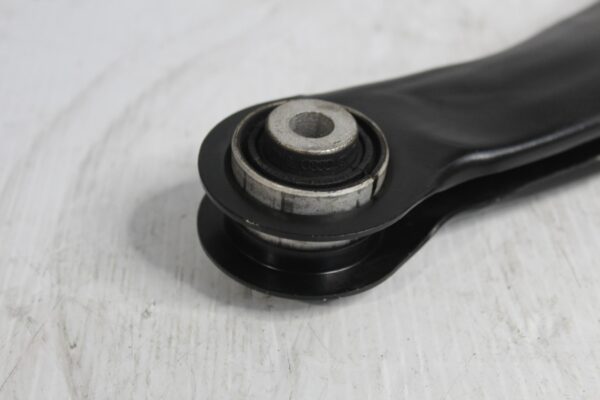 Audi FY Q5 Front Right Upper Wishbone Control Arm 80A505371A, 80A501530A