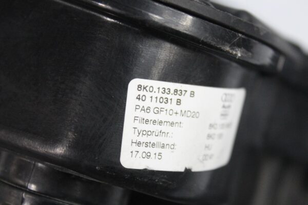Audi B8 A4 A5 Q5 Air Intake Filter Box 8K0133835F