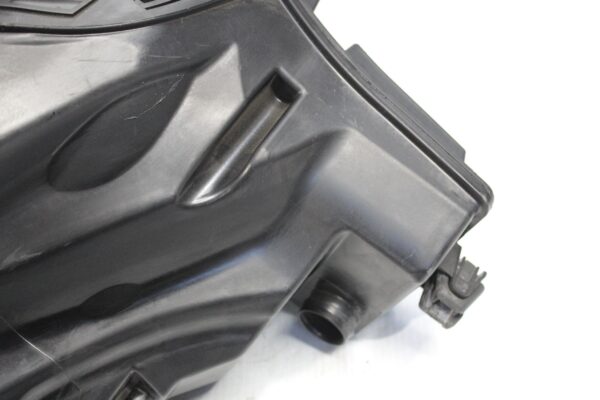 Audi B8 A4 A5 Q5 Air Intake Filter Box 8K0133835F