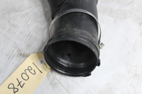 Audi 8R SQ5 Plastic Air Intake hose With Clamps 059129629B