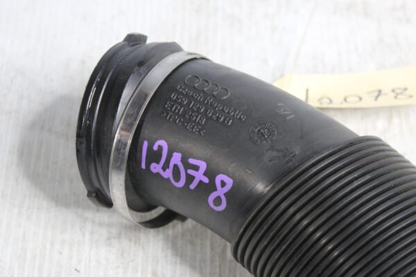 Audi 8R SQ5 Plastic Air Intake hose With Clamps 059129629B