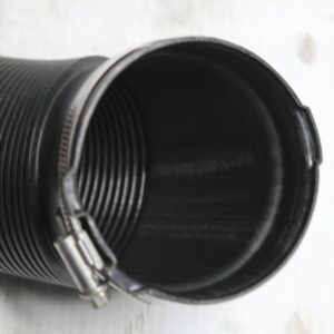 Audi 8R SQ5 Plastic Air Intake hose With Clamps 059129629B - Image 9