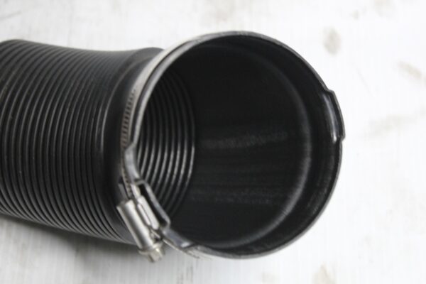 Audi 8R SQ5 Plastic Air Intake hose With Clamps 059129629B
