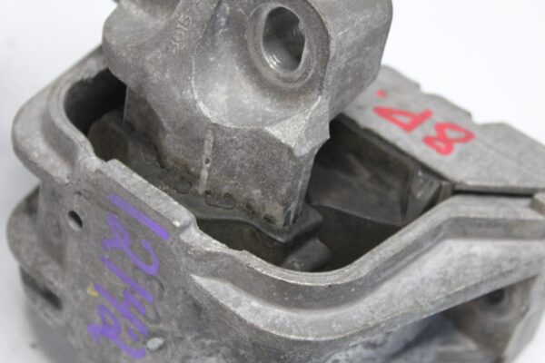 Audi 8P S3 Right Drivers Side Upper Engine Mount Support 1K0199262M