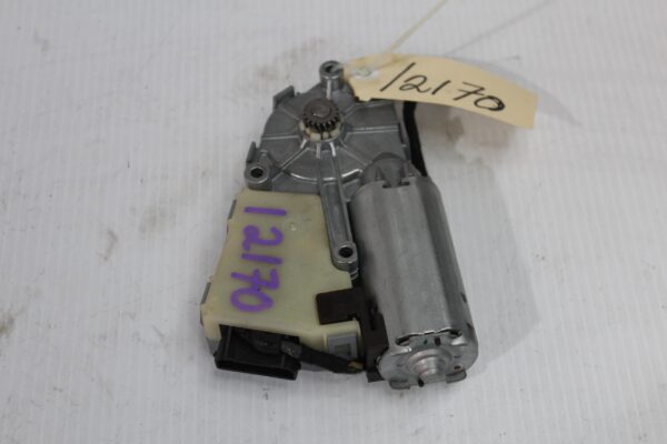 Audi 8P A3 S3 RS3 Sunroof Sliding Roof Glass Motor 8P4959591B