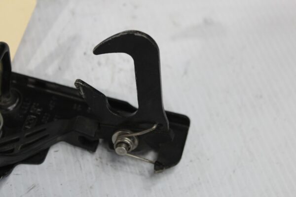 Audi 8P A3 S3 RS3 Bonnet Hood Latch Hook 8P0823480B