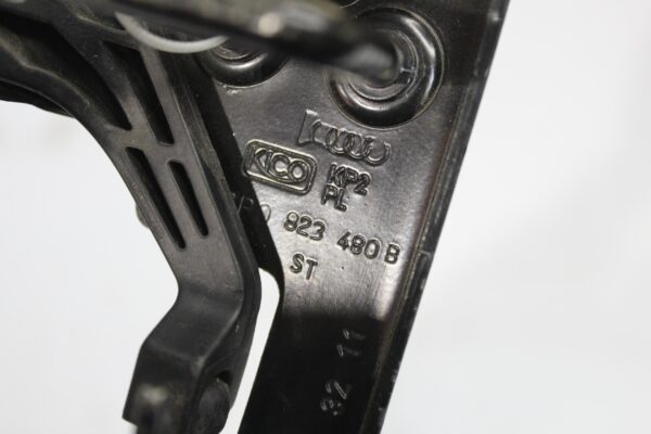 Audi 8P A3 S3 RS3 Bonnet Hood Latch Hook 8P0823480B