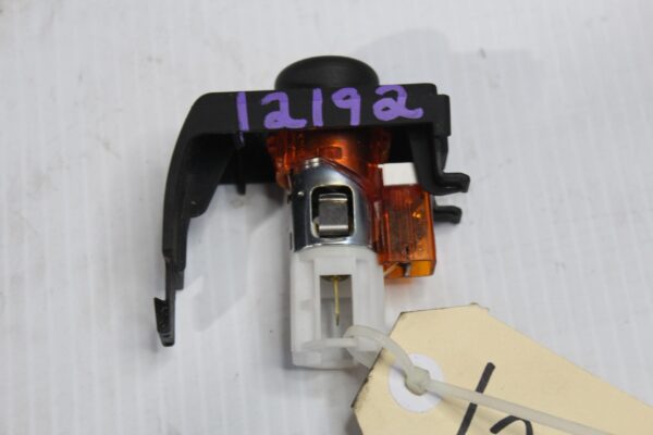 Audi 8P A3 S3 RS3 12V Auxiliary Power Lighter Socket 8P0863387D