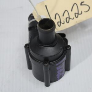 Audi FY Q5 Additional Auxiliary Coolant Water Pump 06H121601N - Image 4