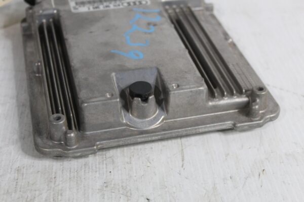 Audi 8V RS3 2.5l DAZA Engine Control Unit ECU ECM DME 8V0907404A, 07K907309E