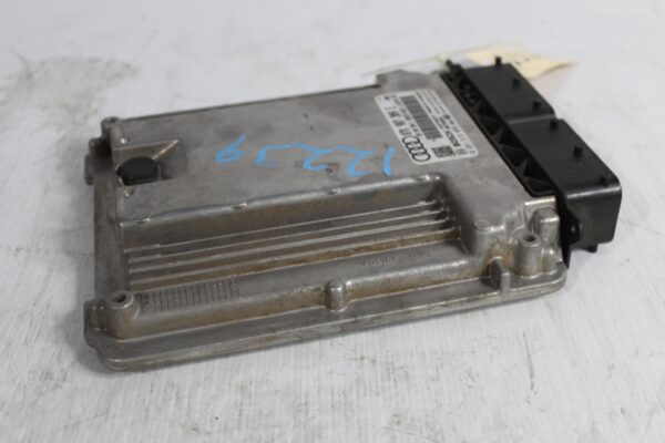 Audi 8V RS3 2.5l DAZA Engine Control Unit ECU ECM DME 8V0907404A, 07K907309E