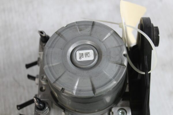Audi 8V RS3 ABS Pump Control Unit 8V0614517E