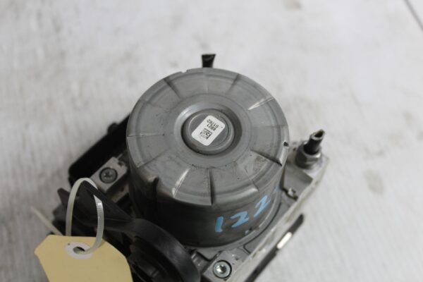 Audi 8V RS3 ABS Pump Control Unit 8V0614517E