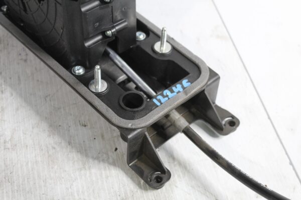 Audi 8V RS3 2.5L DQ500 Gear Selector Mechanism 8V2713023AL, 8V2713023AR