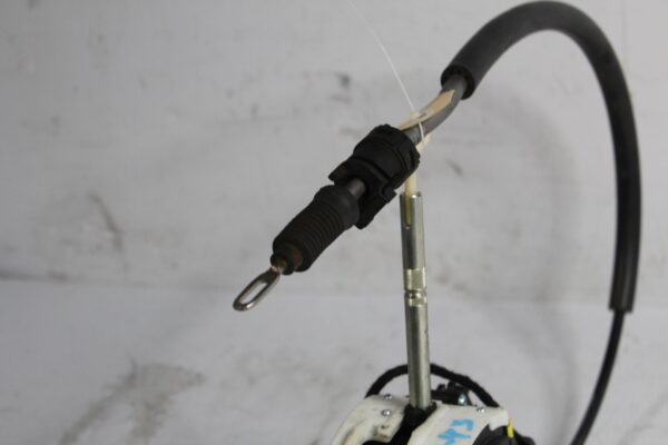 Audi 8V RS3 2.5L DQ500 Gear Selector Mechanism 8V2713023AL, 8V2713023AR