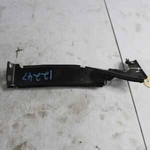 Audi 8T A4 Front Right Fender Guard Wing Support Brace 8T0821136A, 8T0821136G