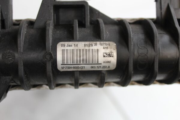 Porsche 95B Macan 3.0L Radiator Coolant For Coolant 9A712125101, 9A712125110