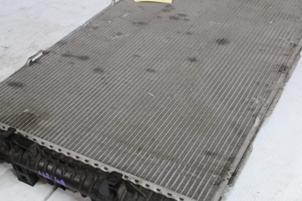 Porsche 95B Macan 3.0L Radiator Coolant For Coolant 9A712125101, 9A712125110