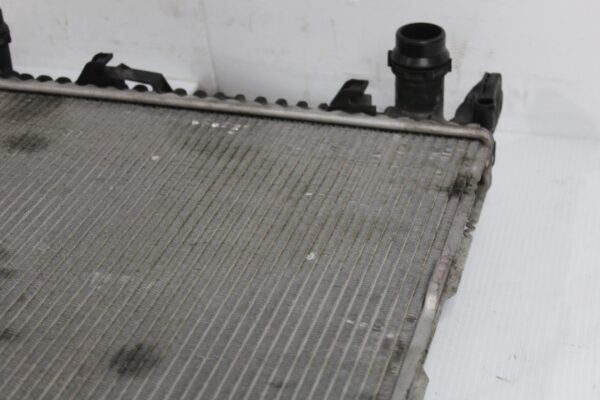 Porsche 95B Macan 3.0L Radiator Coolant For Coolant 9A712125101, 9A712125110