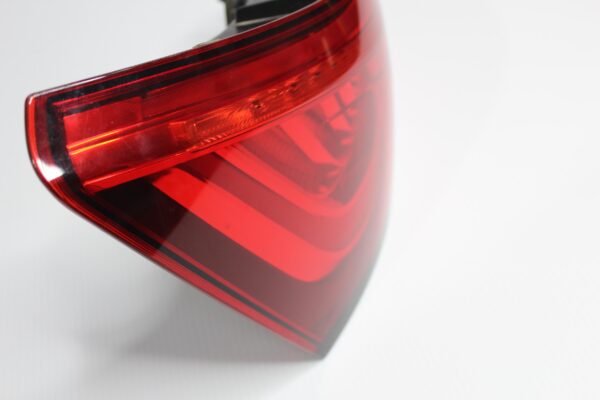 Audi 8R Q5 SQ5 Left Brake Light Lamp Assembly LED 8R0945093C