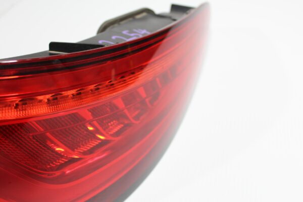 Audi 8R Q5 SQ5 Left Brake Light Lamp Assembly LED 8R0945093C