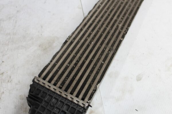 Audi B8 8K 8T A4 A5 1.8l 2.0l Intercooler Charge Air Cooler 8K0145805P